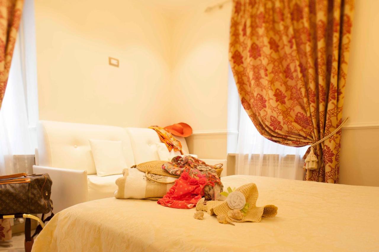 Hotel Astigiana&Appartamenti Varazze Camera foto